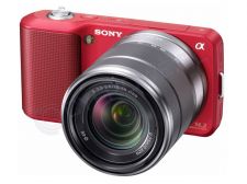 Sony NEX-3 + ob. 18-55 mm czerwony