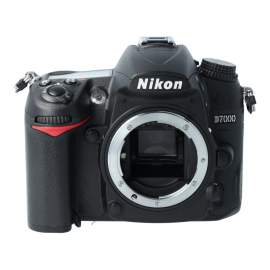 Nikon D7000 body s.n. 6384959
