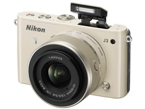 Aparat cyfrowy Nikon 1 J3 + ob. 10-30mm beżowy