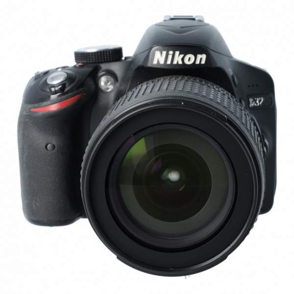 Aparat UŻYWANY Nikon D3200 czarny + ob. 18-105 VR  s.n. 6338097/35776495