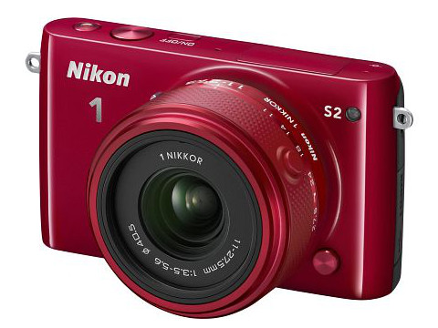 Aparat cyfrowy Nikon 1 S2 + ob. 11-27.5mm czerwony