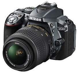 Lustrzanka Nikon D5300 + AF-P 18-55 VR szary