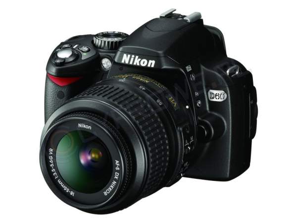 Lustrzanka Nikon D60 + ob. 18-55 VR