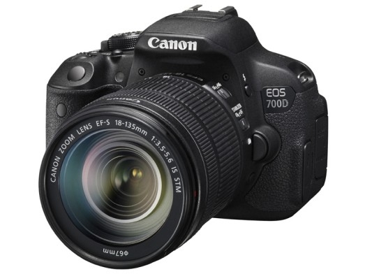 Lustrzanka Canon EOS 700D + ob. 18-135 IS STM + ob. 40 STM