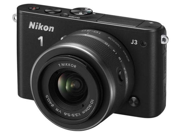 Aparat cyfrowy Nikon 1 J3 + ob. 10-30mm czarny