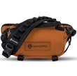  Torby, plecaki, walizki torby fotograficzne Wandrd Rogue Sling 3L pomarańczowa Przód