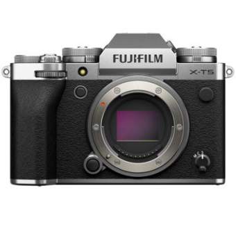 FujiFilm X-T5 + XF 16-80 mm f/4 OIS WR srebrny
