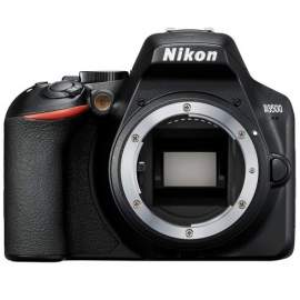 Nikon D3500 + ob. AF-S DX 18-140 f/3.5-5.6G ED VR