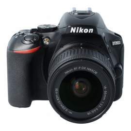 Nikon D5600 + ob. 18-55 AF-P VR s.n. 5547505/ 24403993