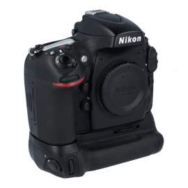 Nikon D800 body + GRIP MB-D12 s.n. 6101874/2068836