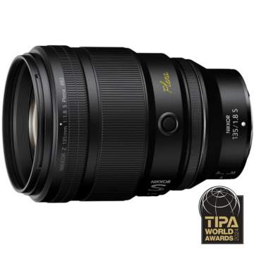 Nikon Nikkor Z 135 mm f/1.8 S Plena