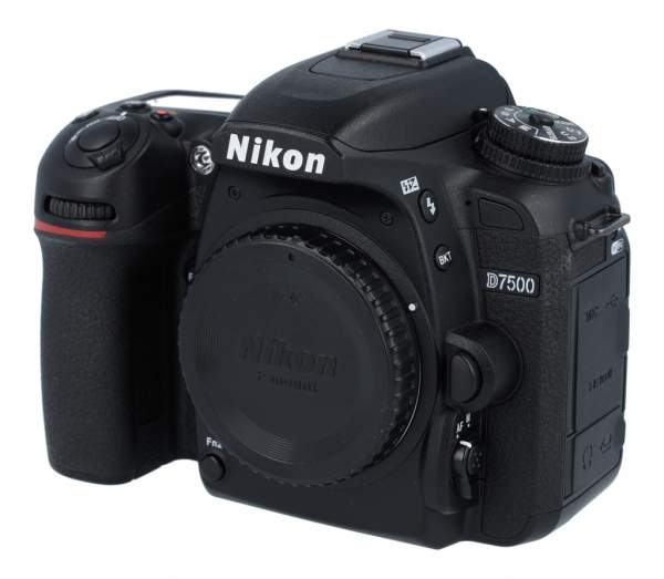 Aparat UŻYWANY Nikon D7500 body s.n. 6052709