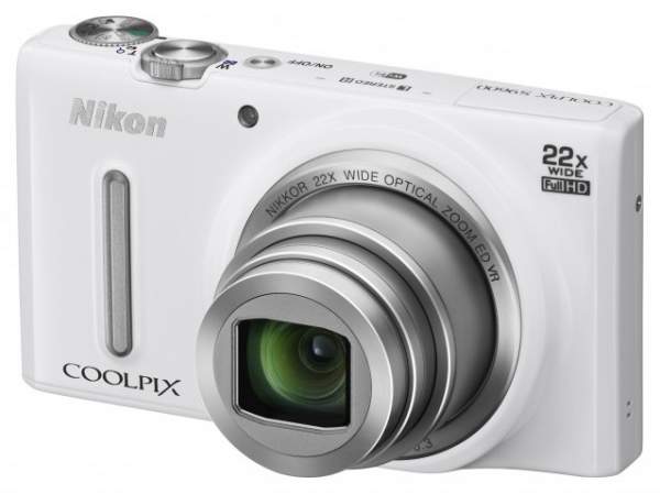 Nikon ニコン　COOLPIX S9700 ホワイト Nikon COOLPIX S9700 Compact Digital Camera - White (16.0 MP