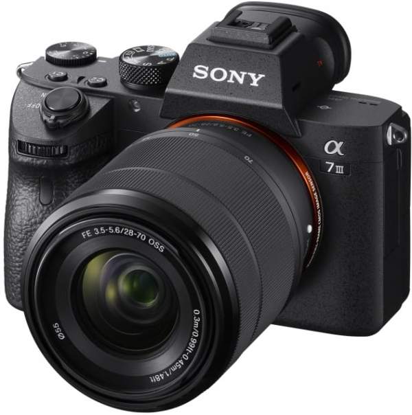 Aparat cyfrowy Sony A7 III + 28-70 mm f/3.5-5.6 (ILCE-7M3K) + Rabat Stare Za Nowe 1500 zł + Voucher 500 zł na kolejne zakupy
