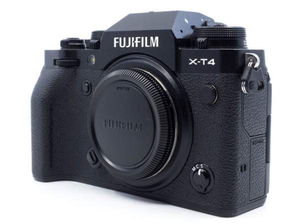 Aparat UŻYWANY FujiFilm X-T4 czarny s.n. 1BQ06534
