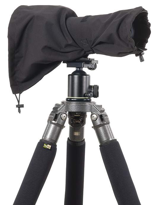 Pokrowiec przeciwdeszczowy LensCoat na body i obiektyw RS (Rain Sleeve) Medium czarny
