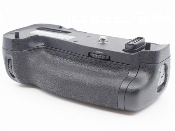 Battery grip UŻYWANY Nikon MB-D16 wielofunkcyjny pojemnik na baterie s.n. 3078988