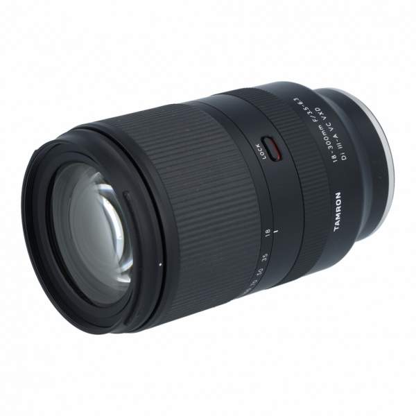Obiektyw UŻYWANY Tamron 18-300 mm f/3.5-6.3 DIIII-A VC VXD Sony E s.n. 4475