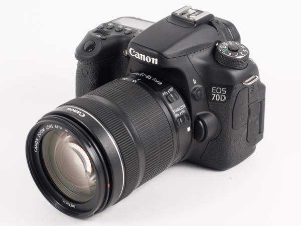 Lustrzanka Canon EOS 70D + ob. 18-135 IS STM OUTLET