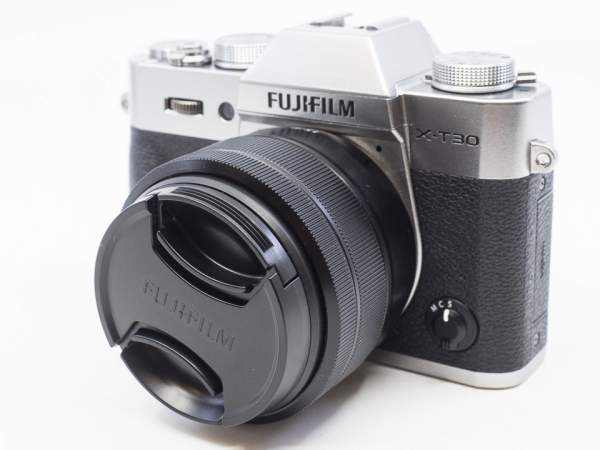 Aparat cyfrowy FujiFilm X-T30 + ob. XC 15-45 mm f/3.5-5.6 OIS PZ srebrny s.n. 0AQ00959 REFURBISHED