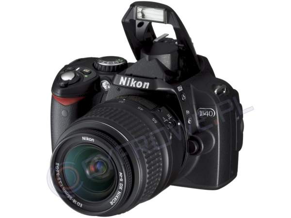 Lustrzanka Nikon D40 + ob. 18-55
