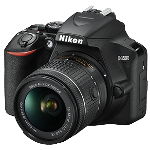 Nikon D3500 + ob. AF-P DX 18-55 f/3.5-5.G + ob. AF-P DX 70