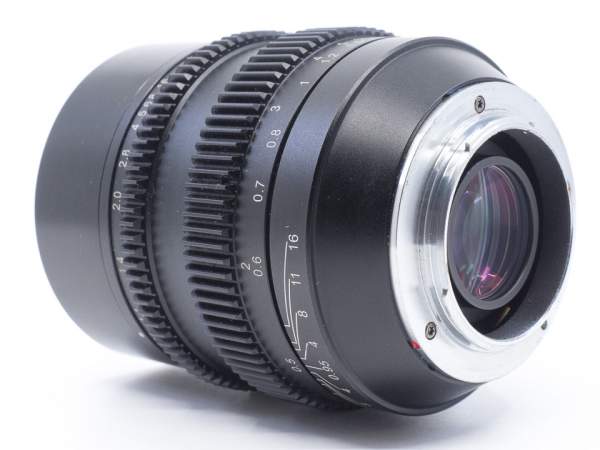 SLR Magic 50mm T0.95 HyperPrime CINE MFT 001 - Używane SLR Magic 50mm T0.95 HyperPrime CINE MFT 001 - Używane