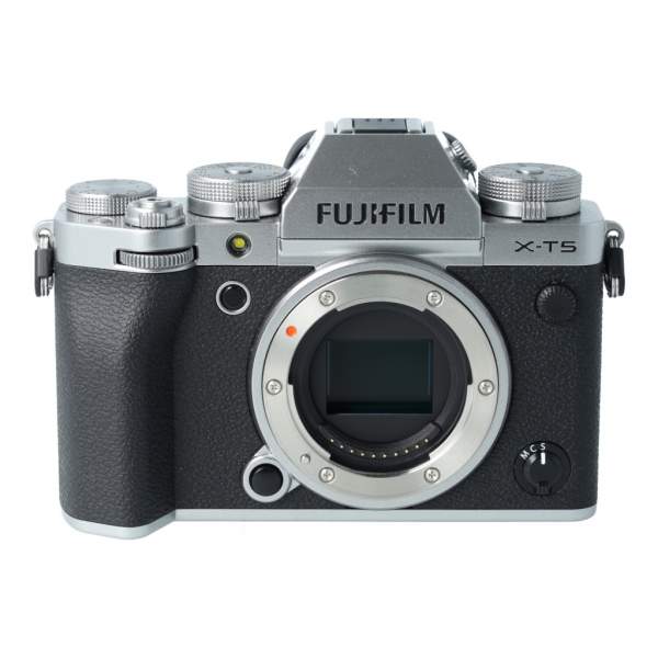 Aparat UŻYWANY FujiFilm X-T5 srebrny body s.n 3A015743