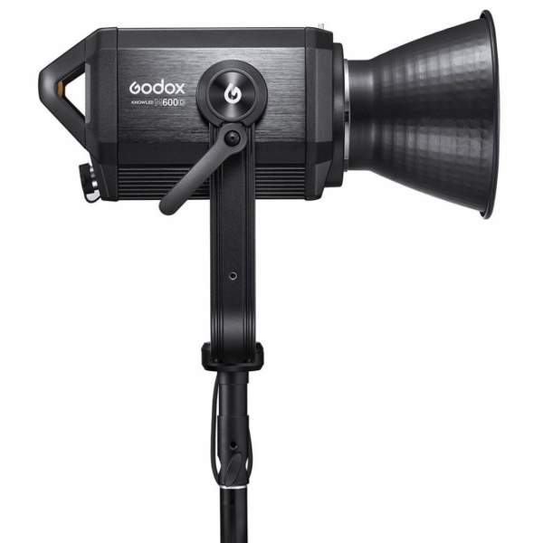 Lampa LED Godox M600D Knowled Daylight 5600K Bowens